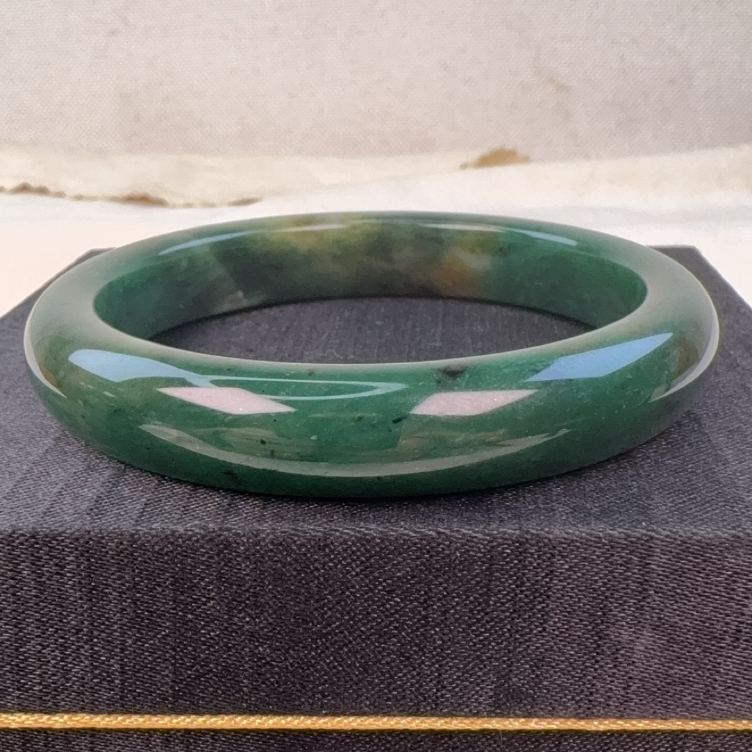 南阳独山玉手镯内径58.5宽12厚8实物如图适合妈妈戴送人自用推荐