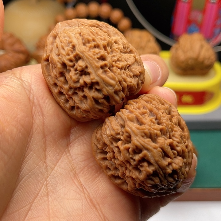 桃核把件37高炮南疆石