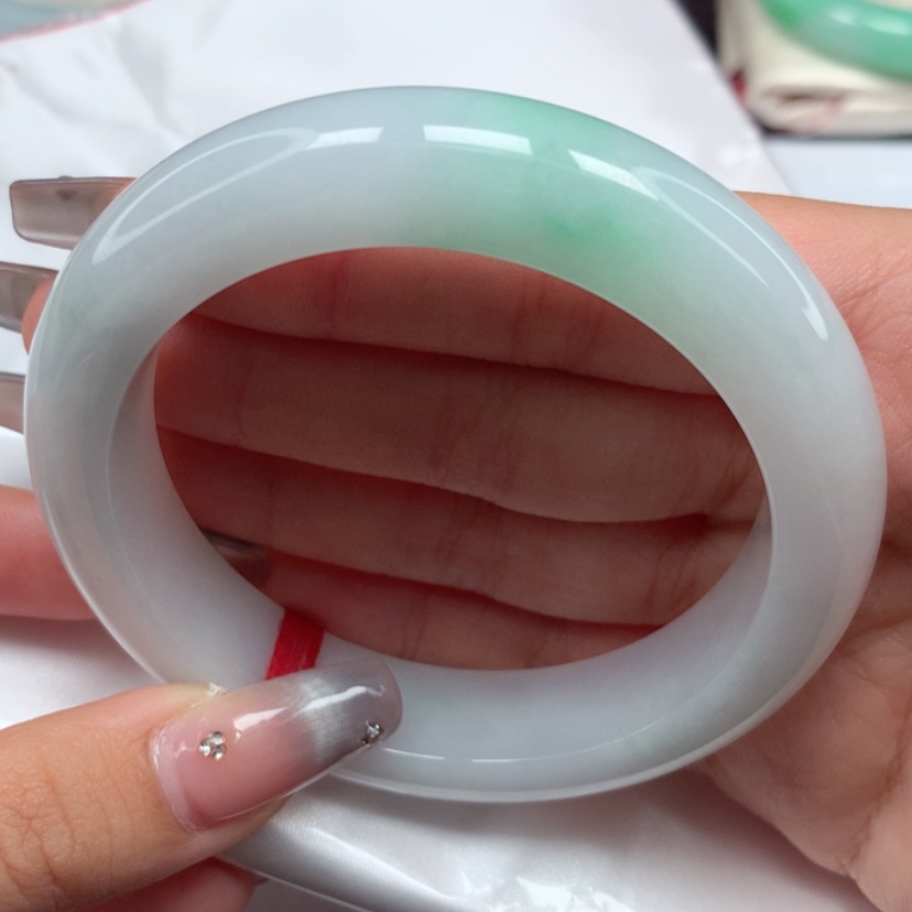 【闪购商品】翡翠手镯未镶嵌58圈