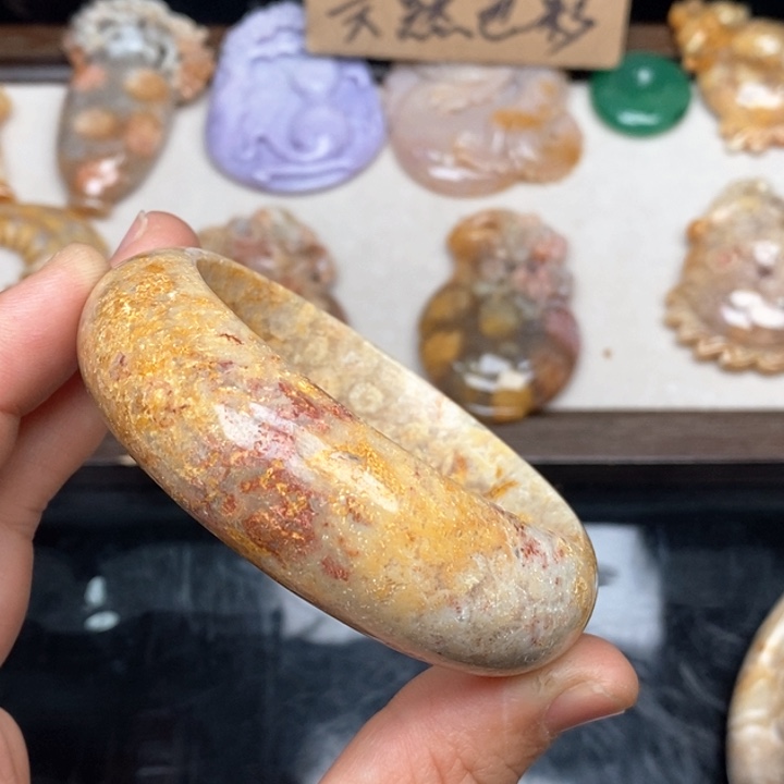 硅化珊瑚（珊瑚玉）手镯（开口镯）未镶嵌53.8