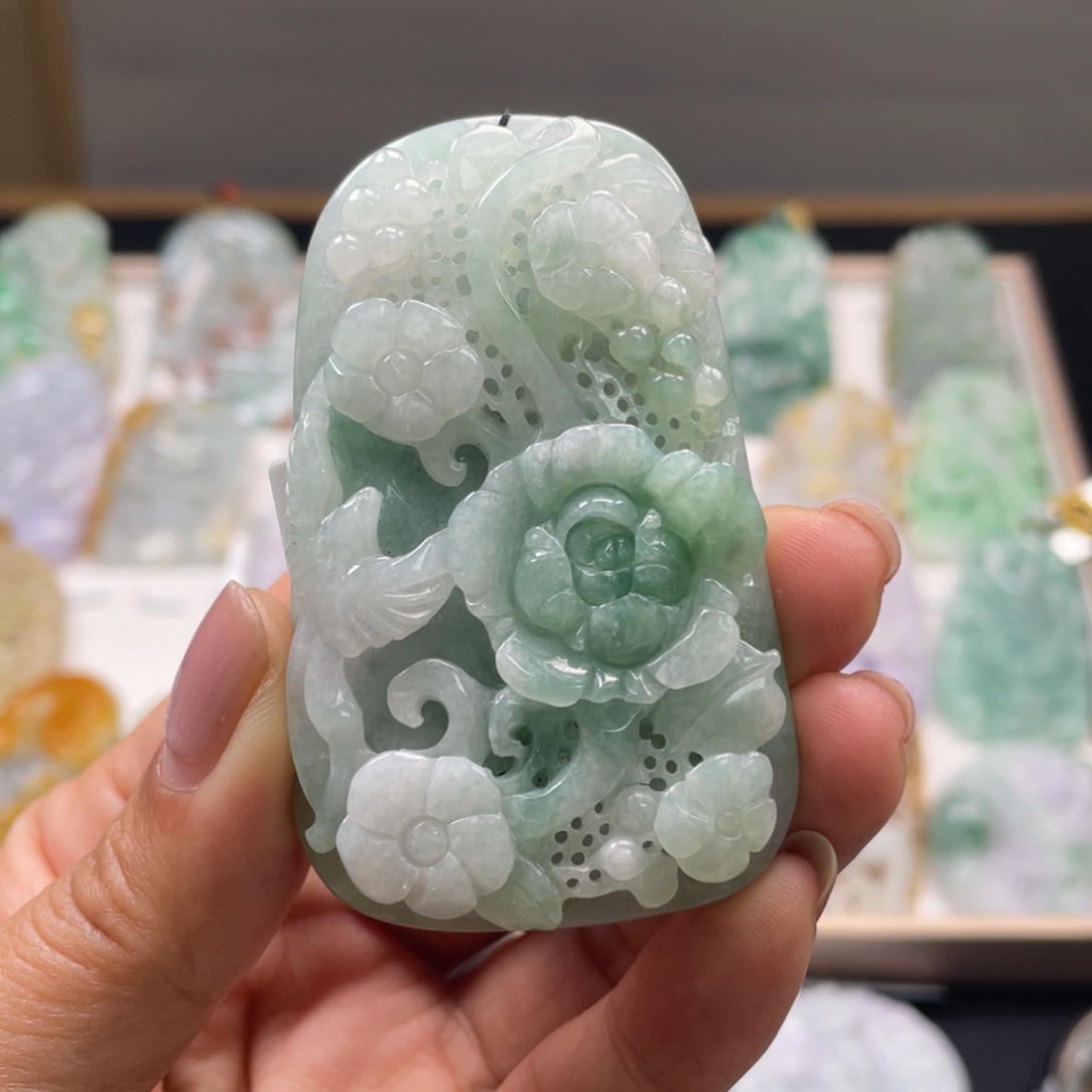 翡翠吊坠(不含链)未镶嵌芊*