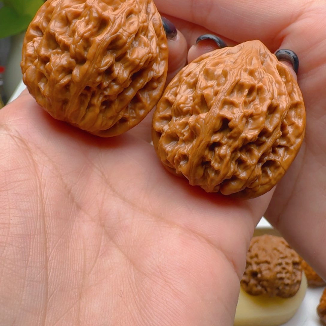 把件核桃38尺寸鸡心