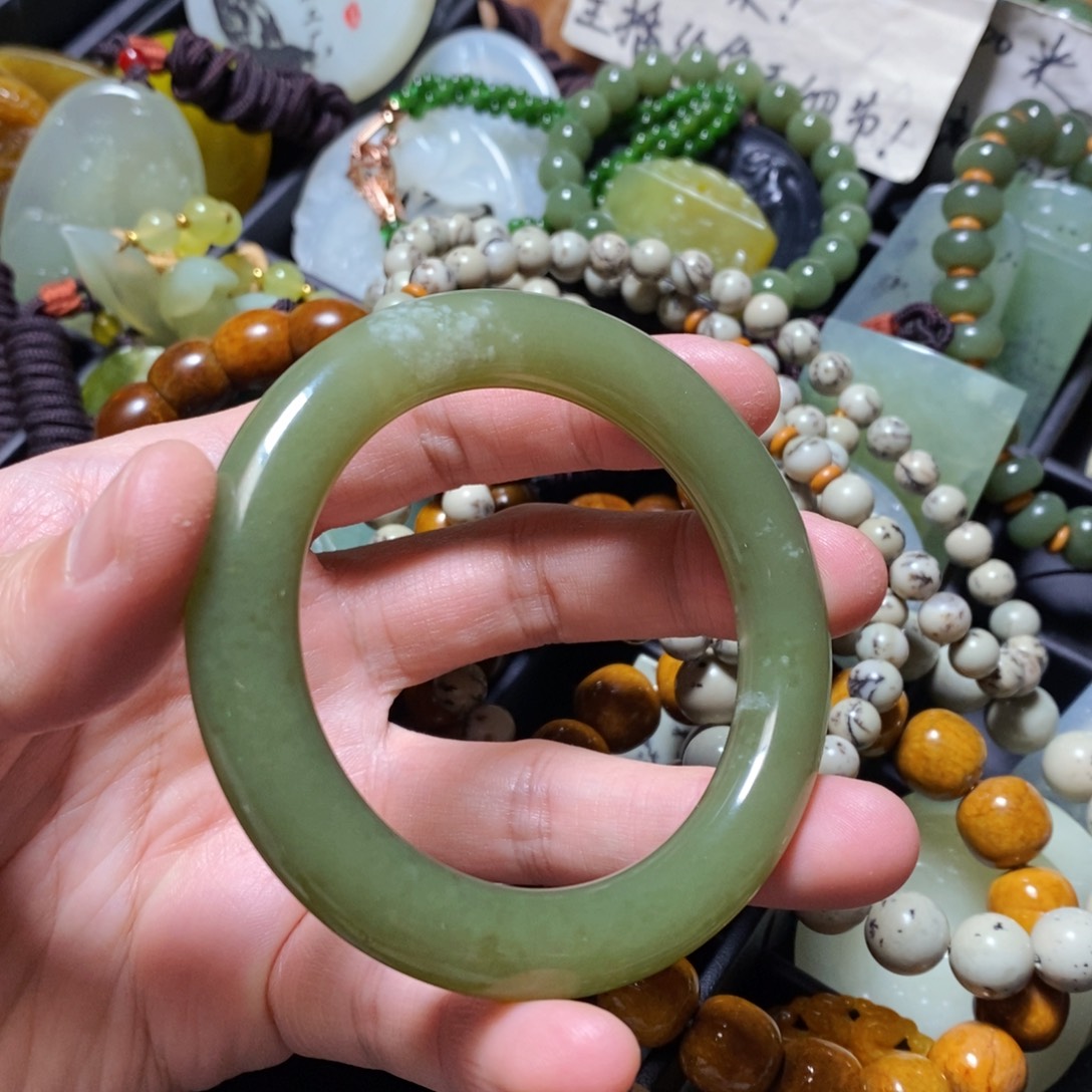 和田玉未镶嵌颈饰55口