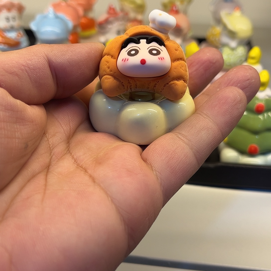 摆件陶牛角包小新转转