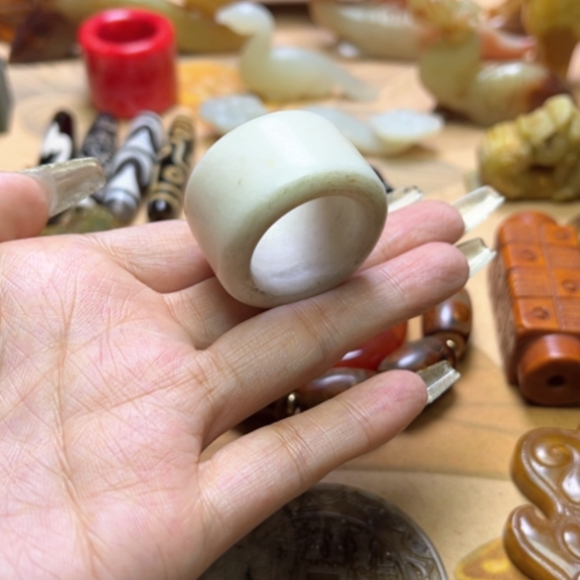 【闪购商品】蛇纹石玉颈饰未镶嵌