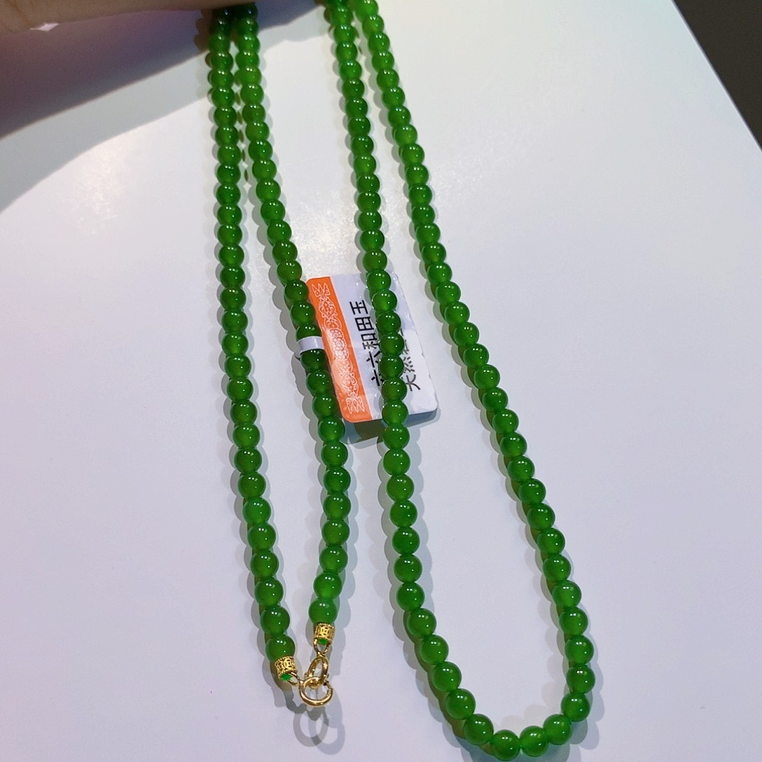 和田玉（碧玉）18K金镶嵌颈饰卡4帝王色