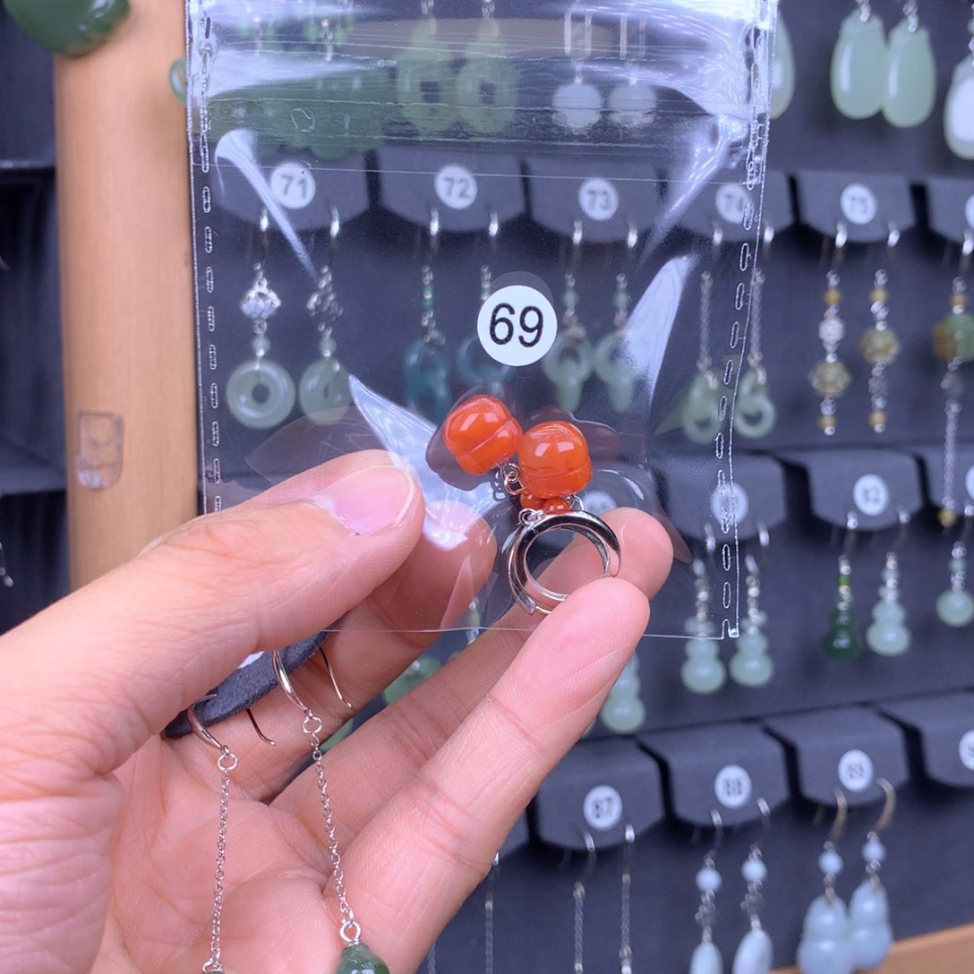 南红玛瑙耳饰银S925镶嵌李****