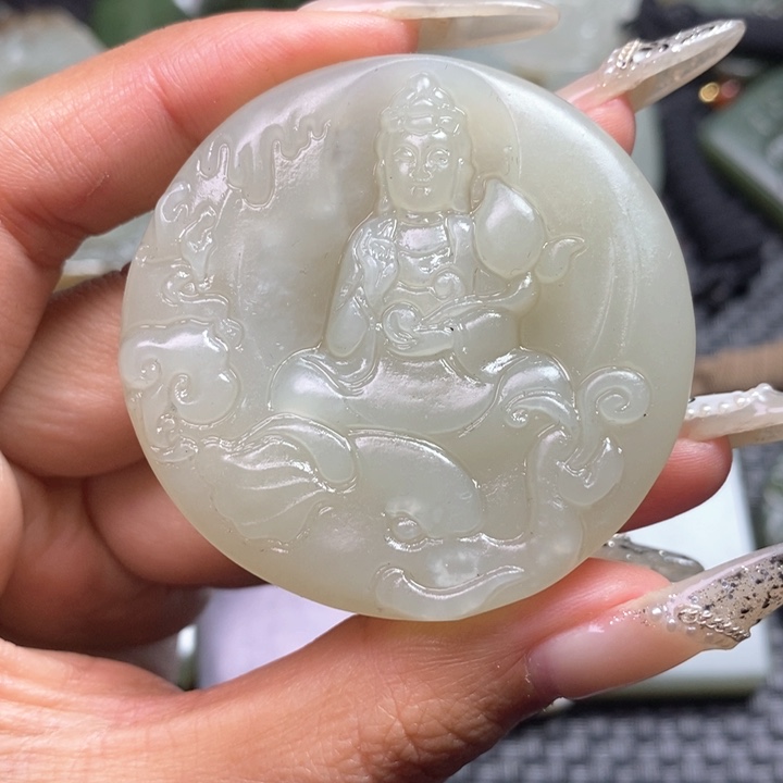 和田玉颈饰未镶嵌