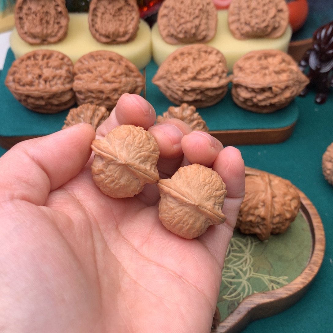 文玩核桃把件玲珑扇