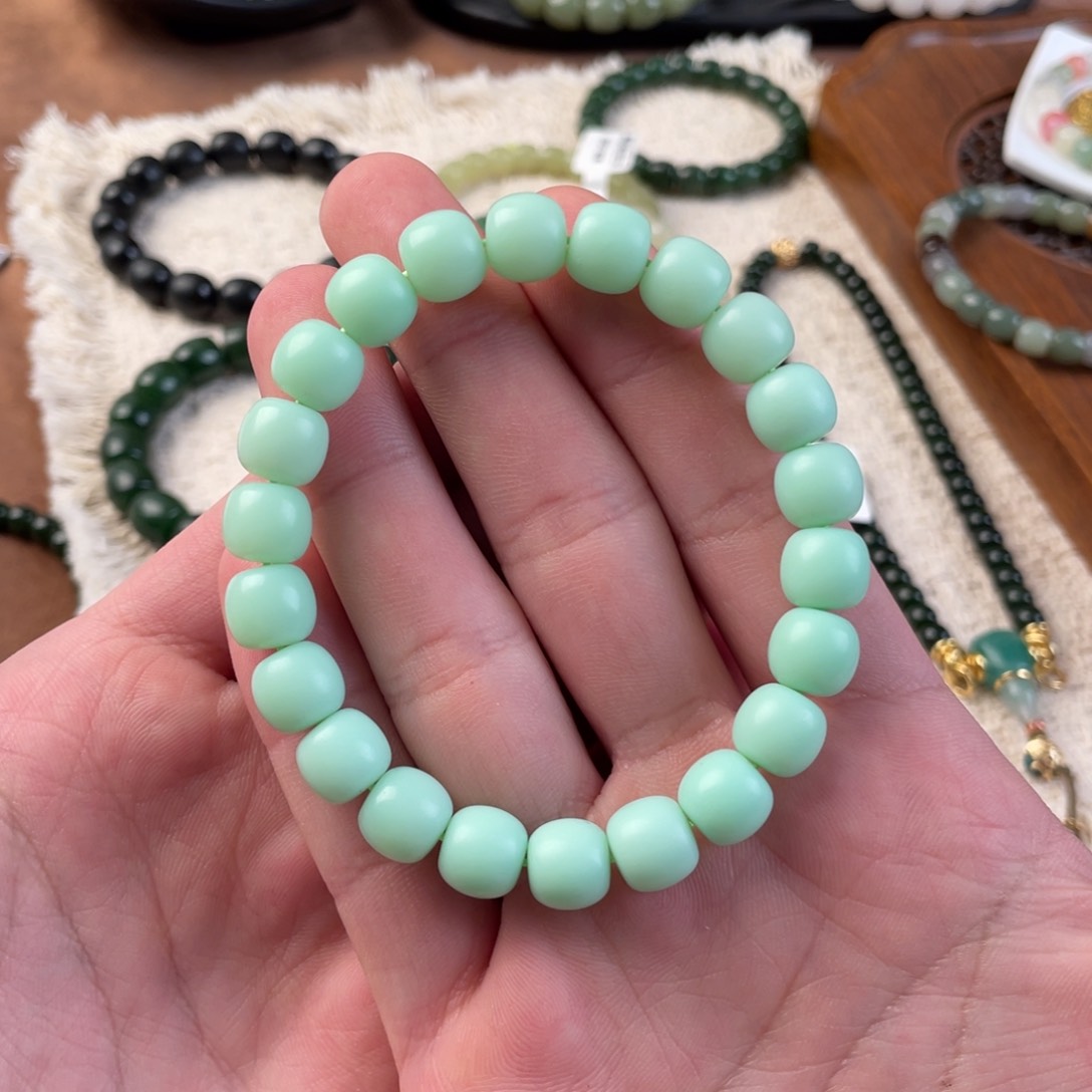 未镶嵌手串和田玉