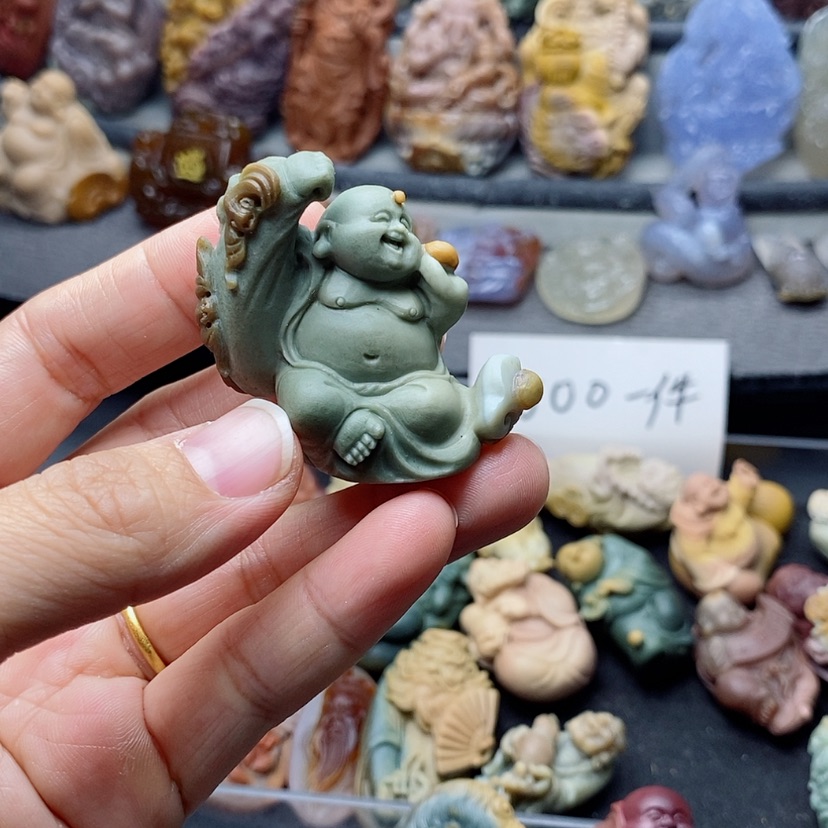 【闪购商品】定制石英质玉吊坠未镶嵌