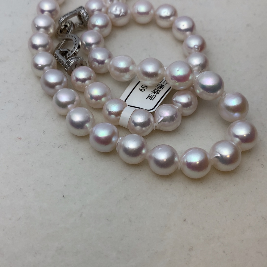 未镶嵌海水珍珠颈饰