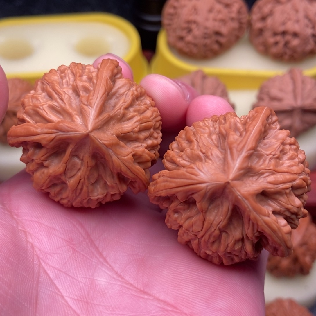 文玩核桃把件毕业大三棱40