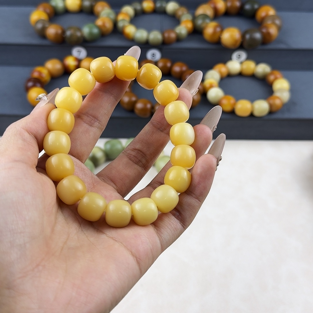 菩提根/象牙果吊坠张****6奶黄手持卡13