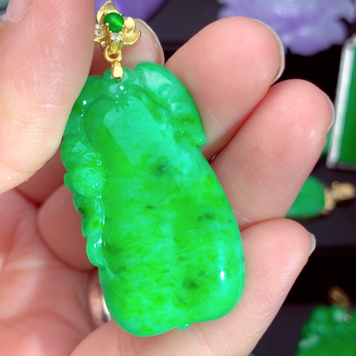 翡翠未镶嵌吊坠(不含链)