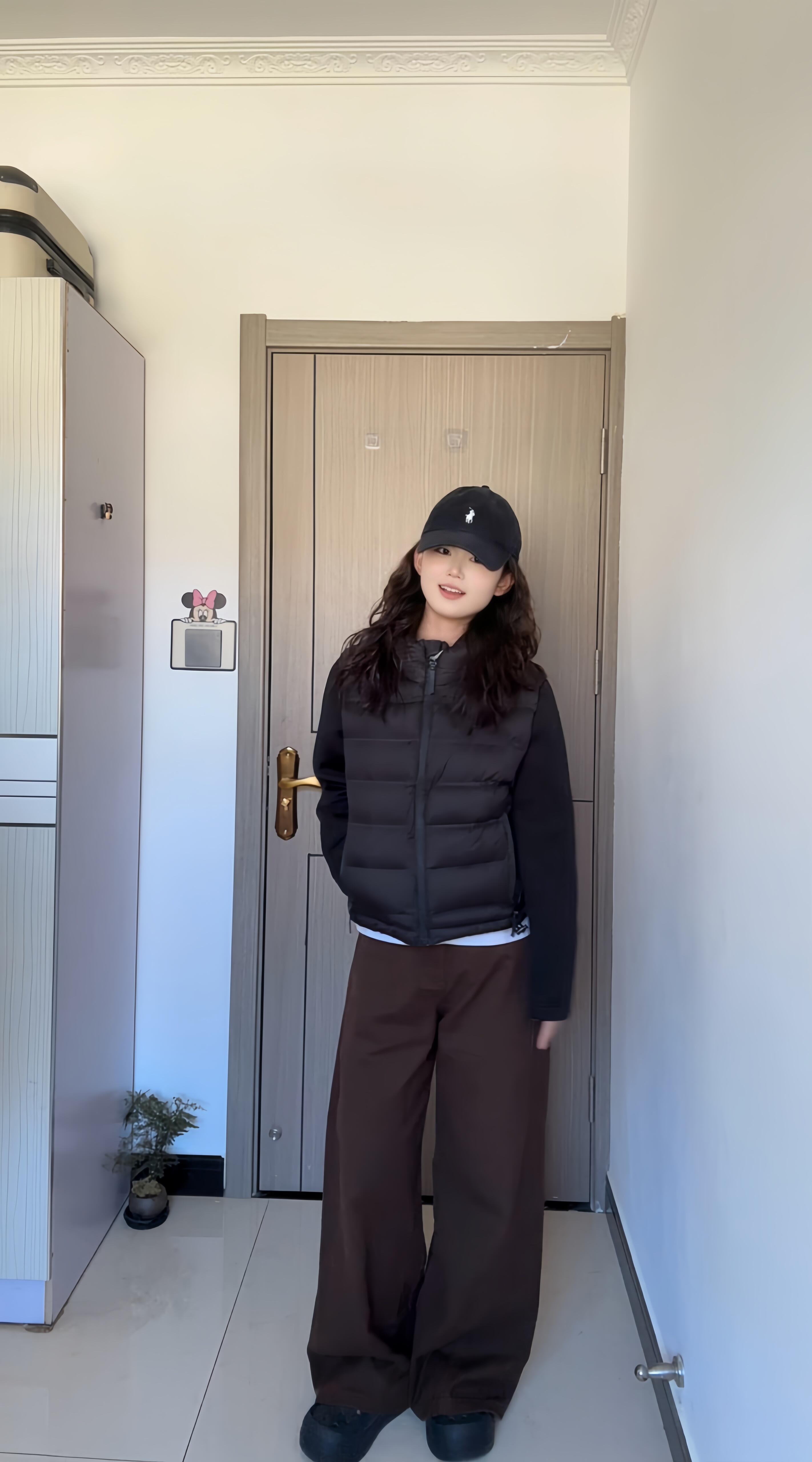 轻薄修身型排骨短款立领棉服女装冬季隐形拉链保暖亲肤外套553