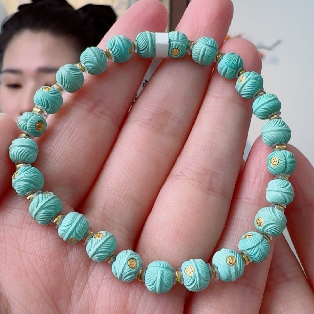 绿松石未镶嵌挂件