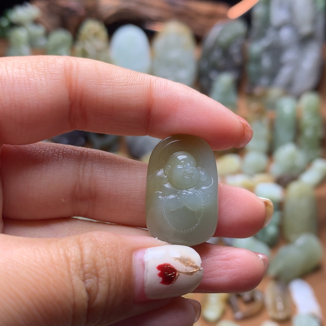 和田玉挂件未镶嵌