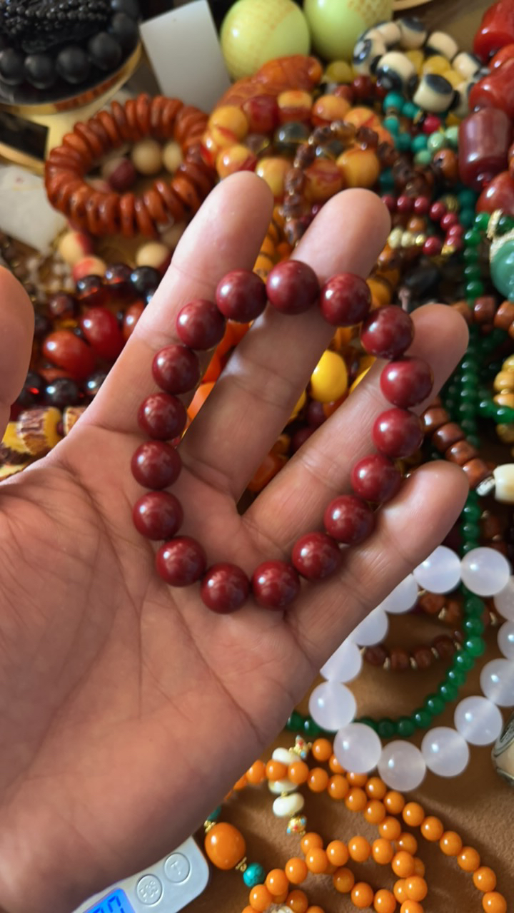 含辰砂工艺品z手串。六六文玩精选