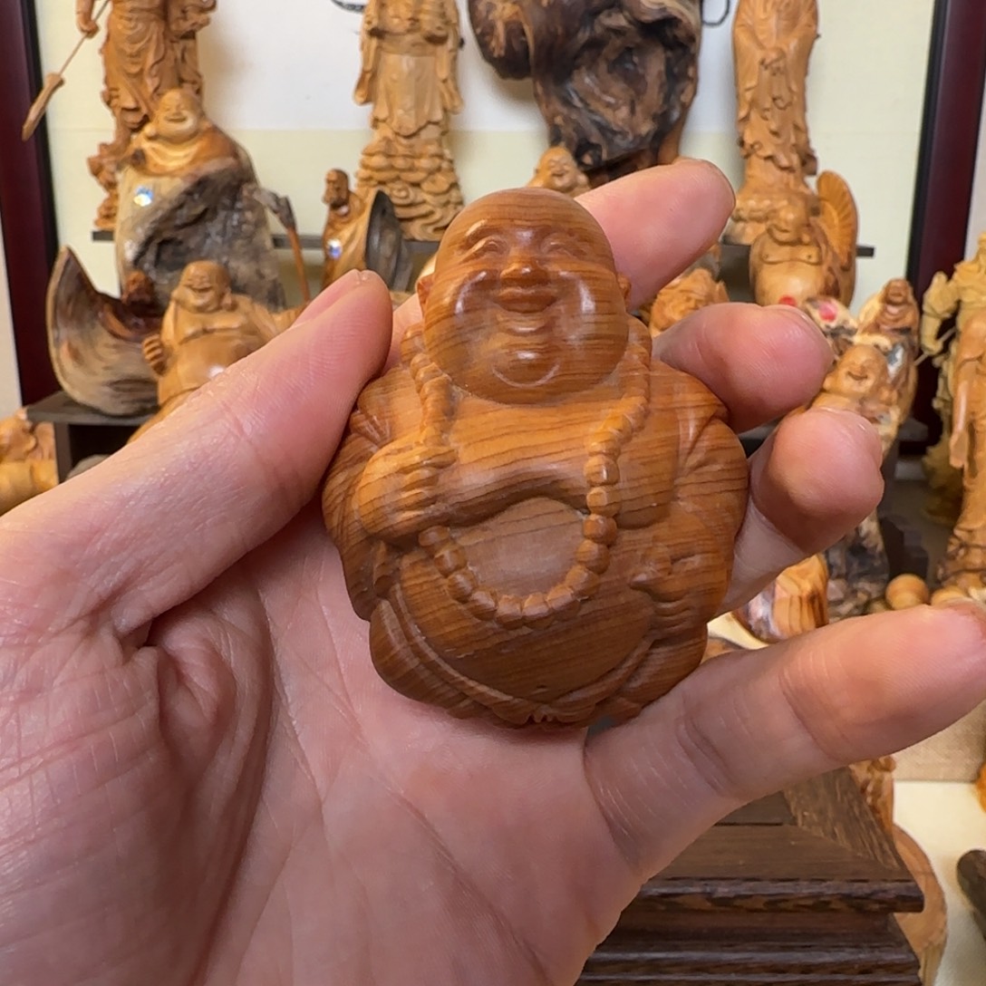 崖柏小木匠艺雕一物一拍