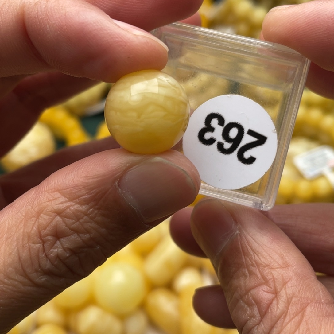 蜜蜡珠宝奇石未镶嵌佳*2.4