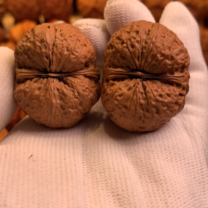 文玩核桃吊坠25哦哦哦哦