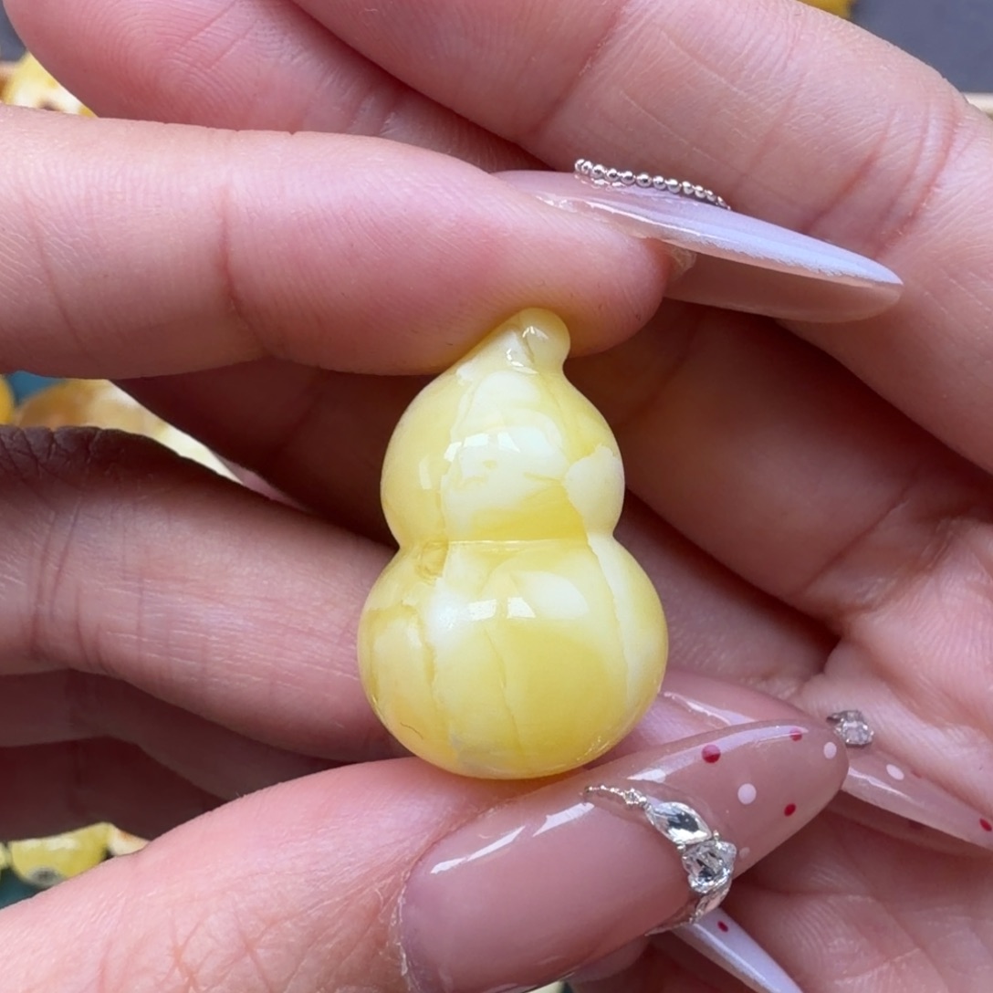 琥珀未镶嵌裸石蜜蜡