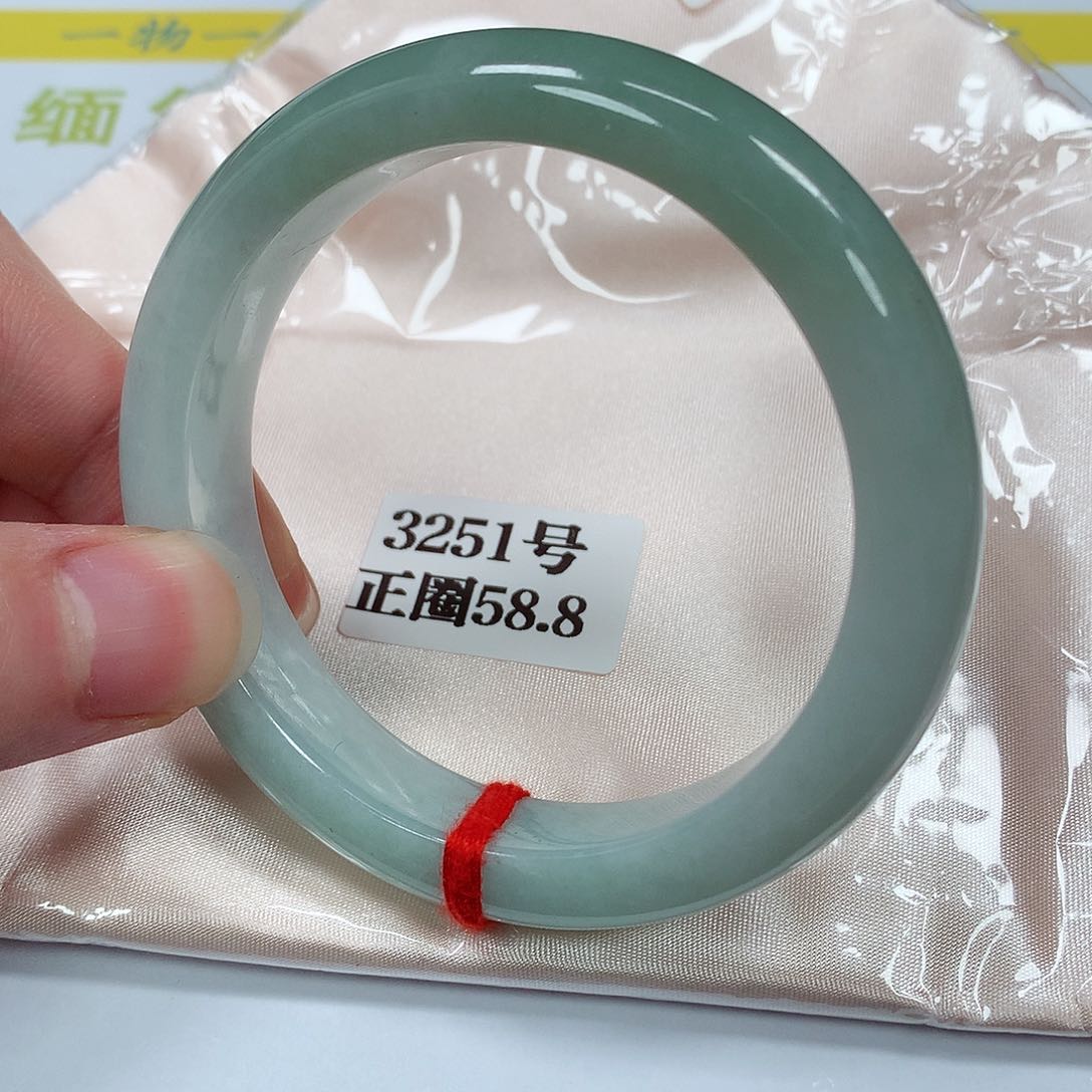 【闪购商品】翡翠手镯未镶嵌3251号