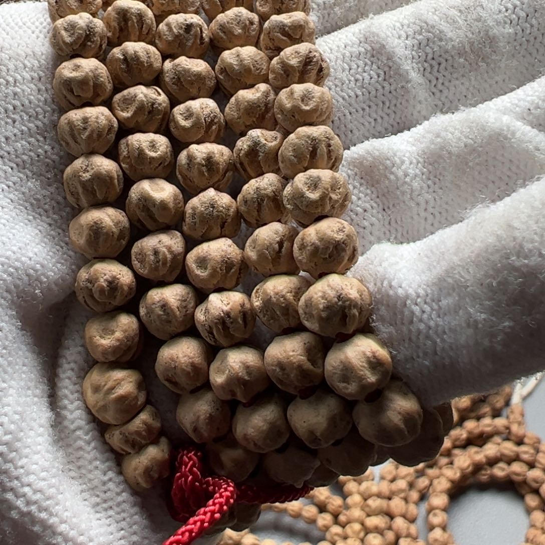 柏香籽/百香籽吊坠小**学