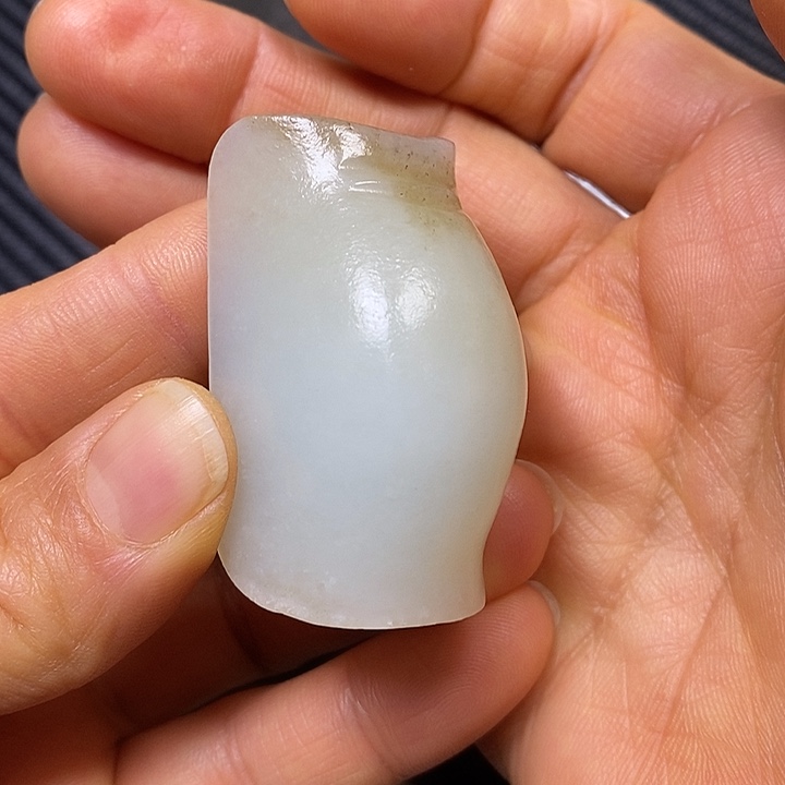 颈饰未镶嵌和田玉印****)