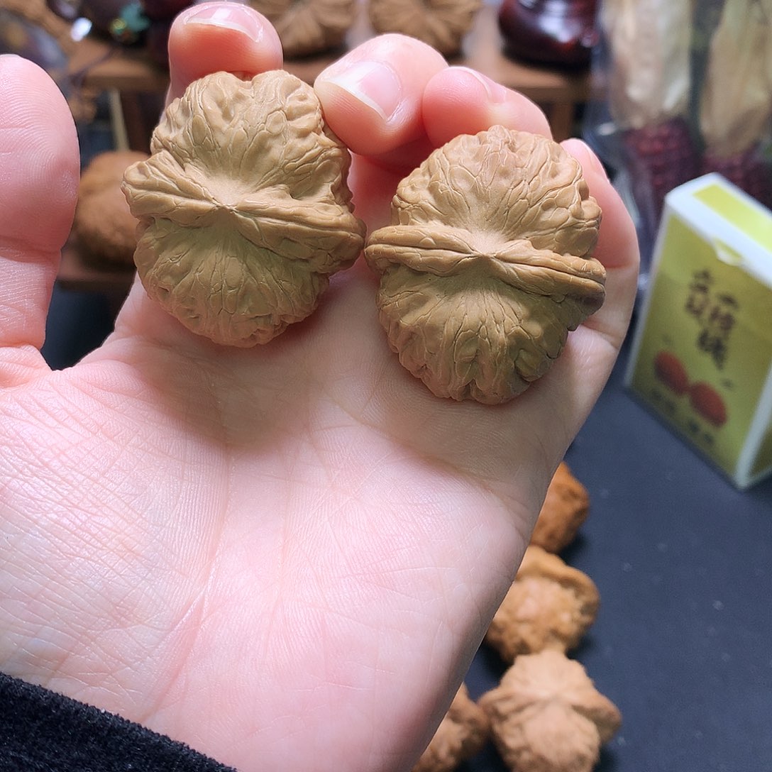 文玩核桃吊坠五**晴元宝41