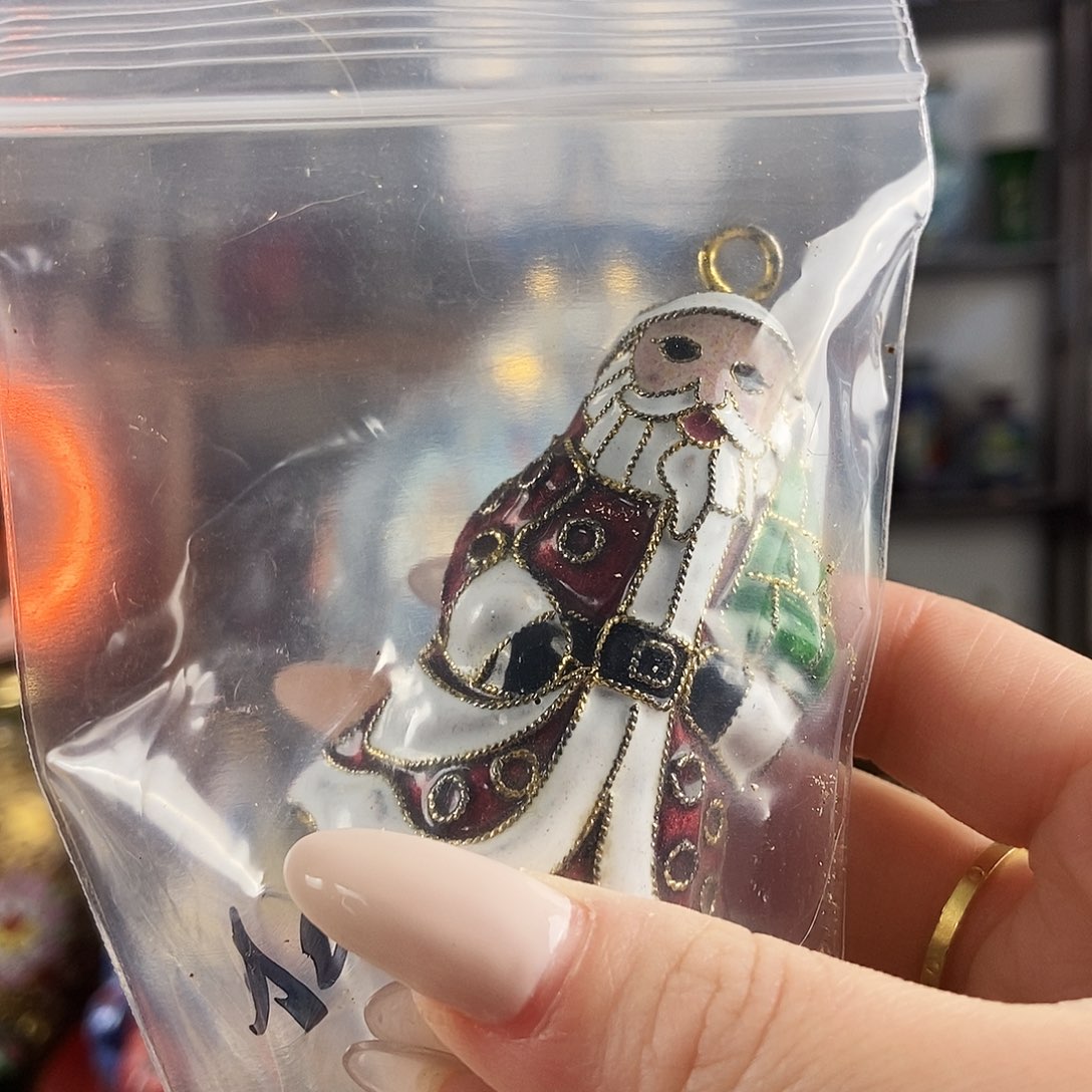 岁***念铜景泰蓝花丝圣诞老人