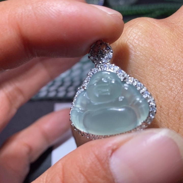 翡翠未镶嵌颈饰天然翡翠