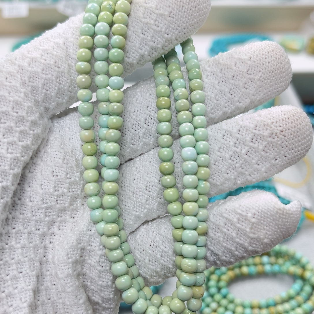 绿松石绿松石未镶嵌