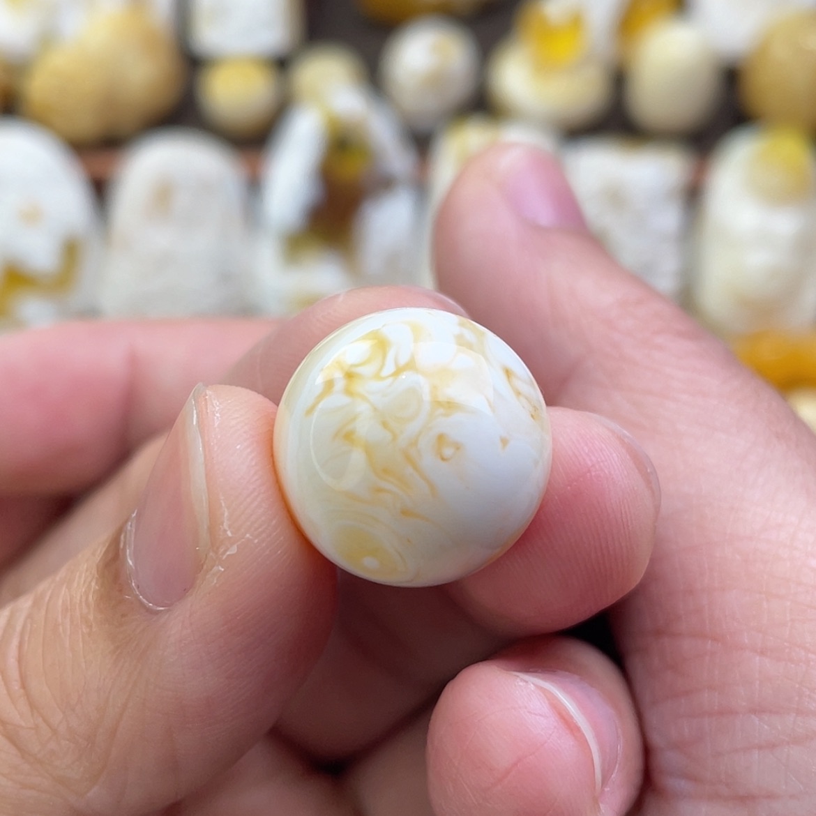 【闪购商品】琥珀裸石未镶嵌琥珀蜜蜡