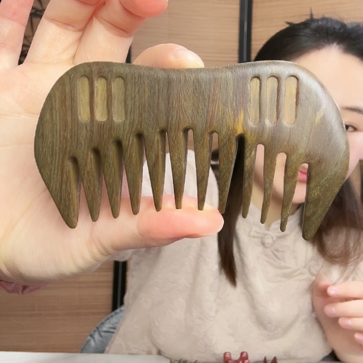 绿檀木小月梳子微瑕疵