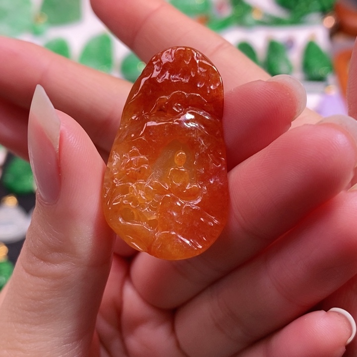颈饰未镶嵌翡翠吊坠