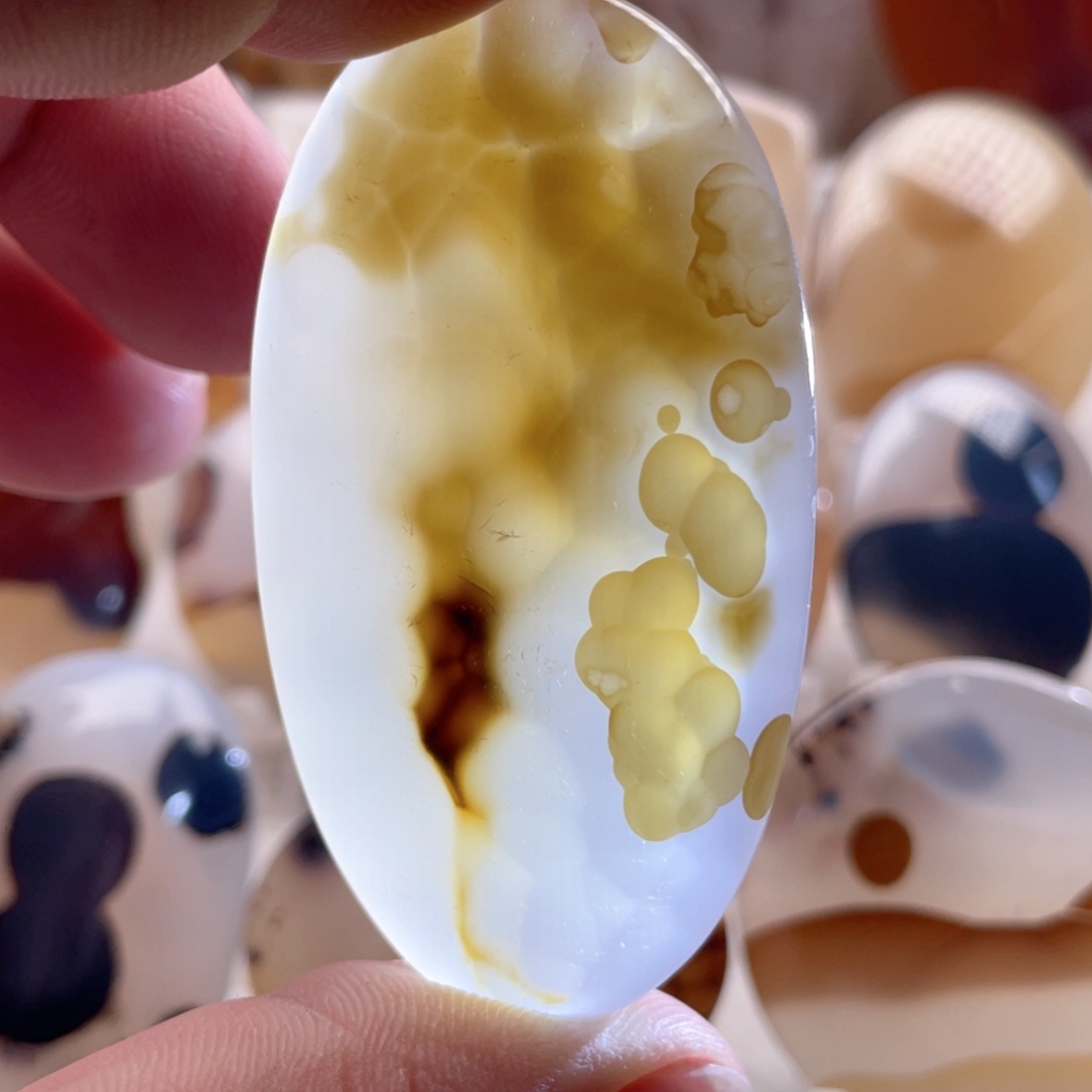 【闪购商品】玛瑙/玉髓颈饰合金