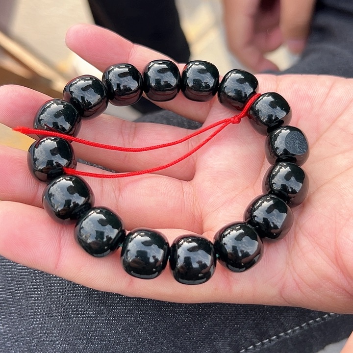 未镶嵌手串和田玉卡14