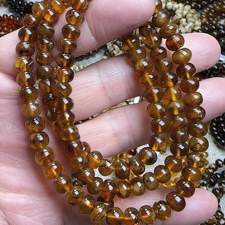 希***言琥珀未镶嵌颈饰抚顺蜜蜡7mm108