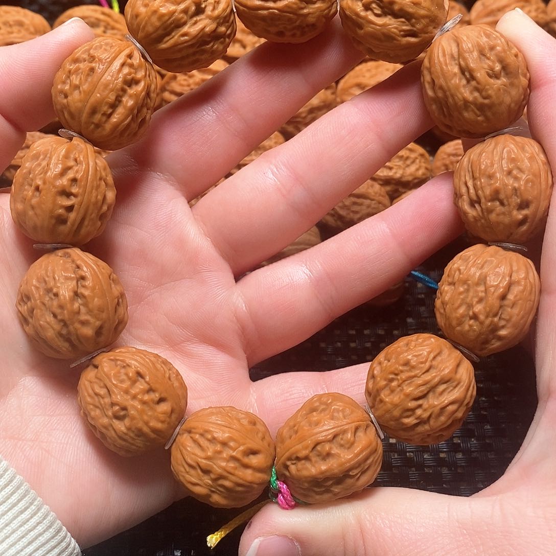 文玩核桃手串蚂蚁纹