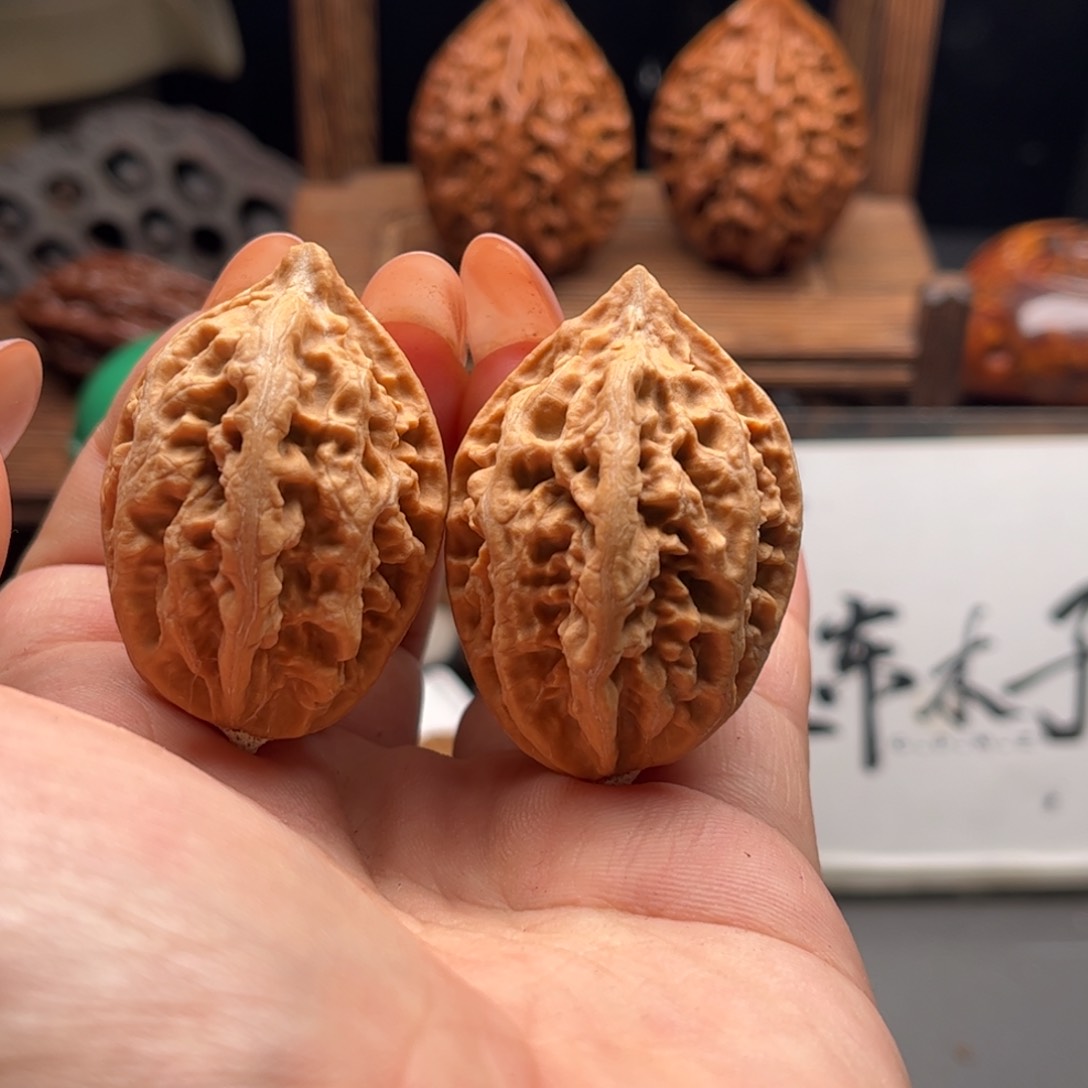 文玩核桃把件关东木子家楸大胖17