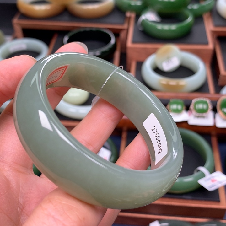 和田玉手镯未镶嵌小*?54