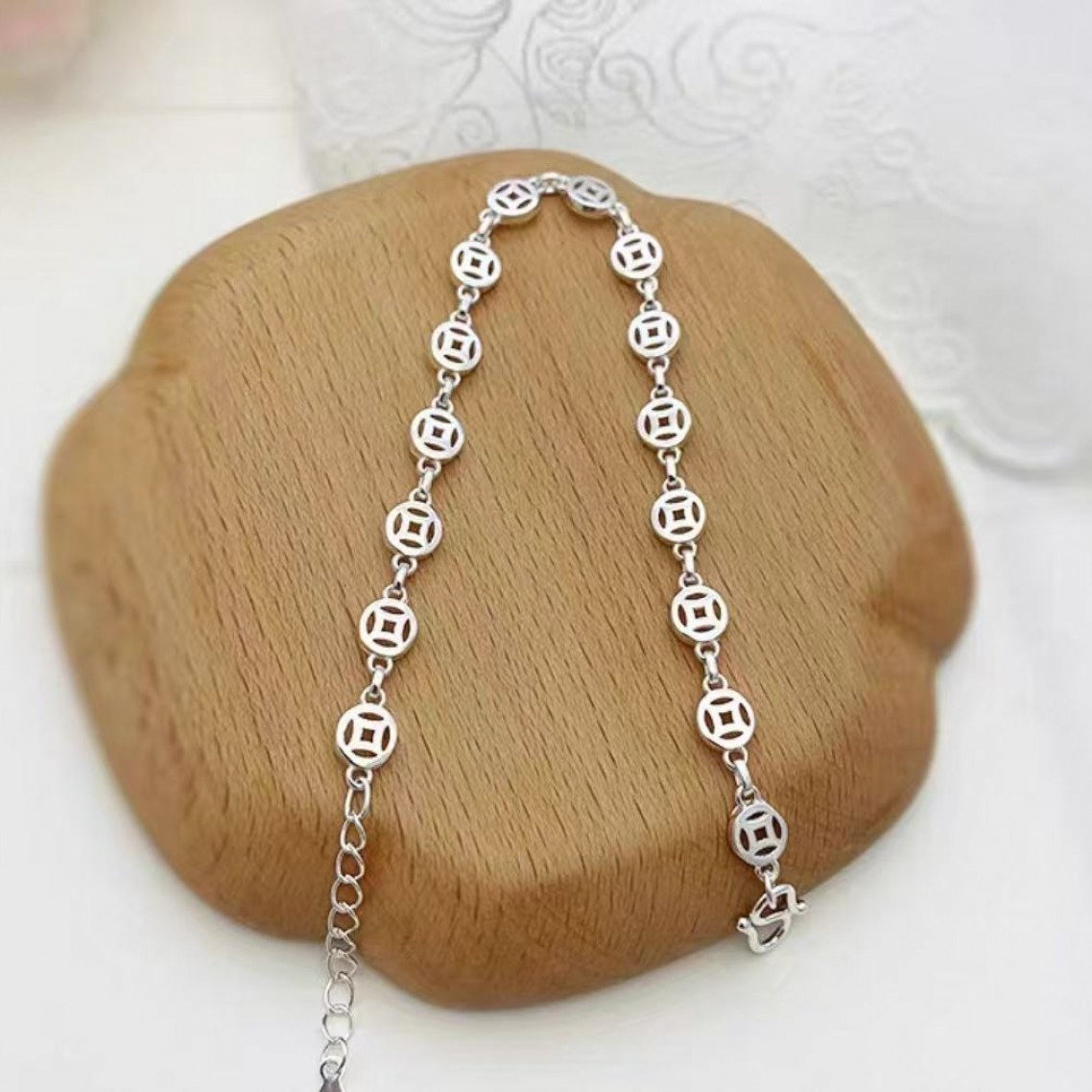 YZ012钱币手链 精品银色手串 无礼盒