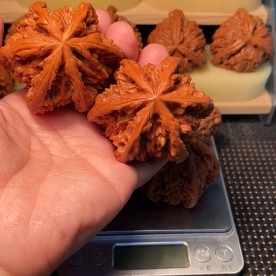 凸***文玩核桃吊坠核桃