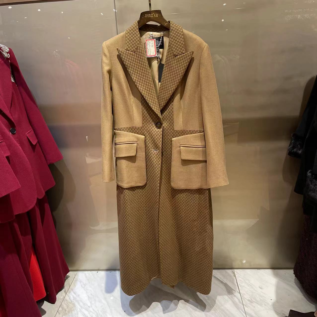 六丑【线下高定】新款高级定制时尚气质大衣220718102