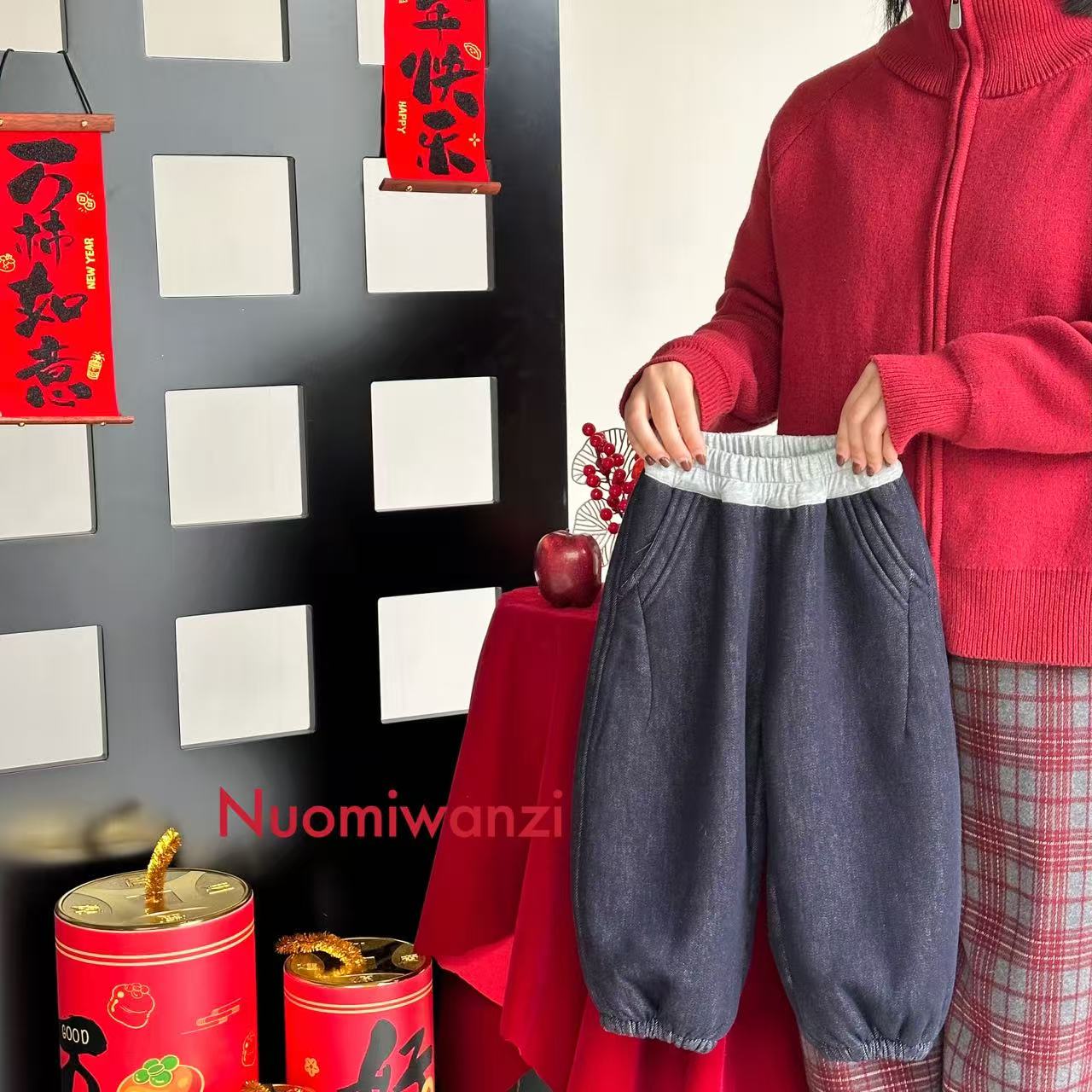 丸子十【现货】儿童百搭净版口袋小狗刺绣牛仔裤（冬款）WZJ-54136