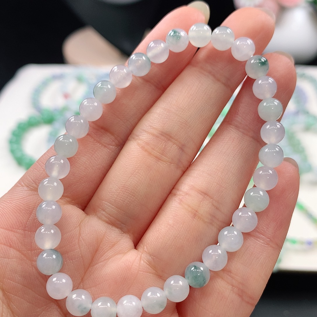 翡翠未镶嵌手链5.8mm