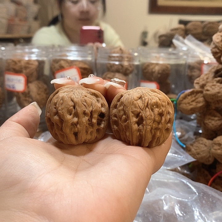 文玩核桃吊坠?****?芭蕉扇有修