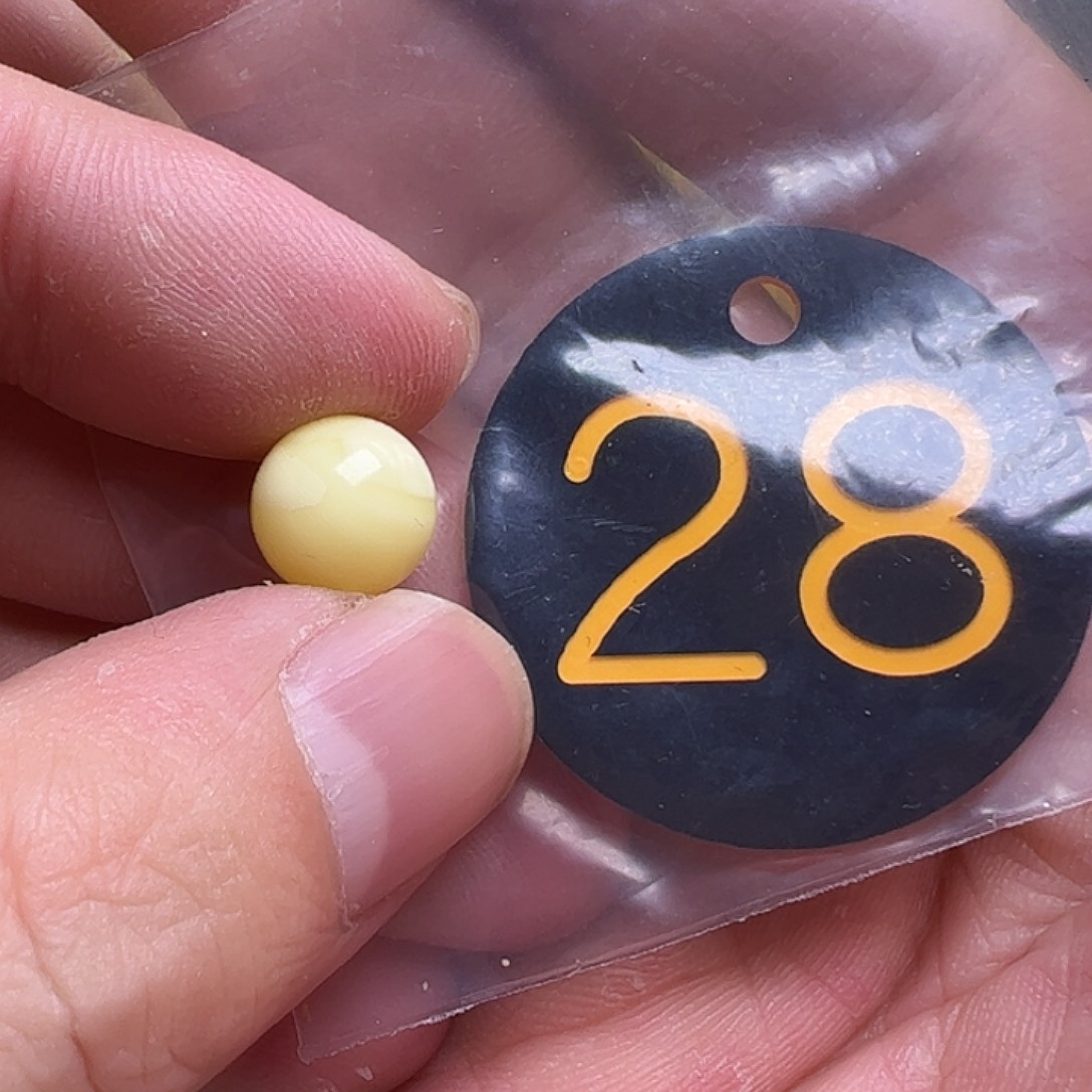 蜜蜡未镶嵌珠宝奇石10.2mm微瑕疵